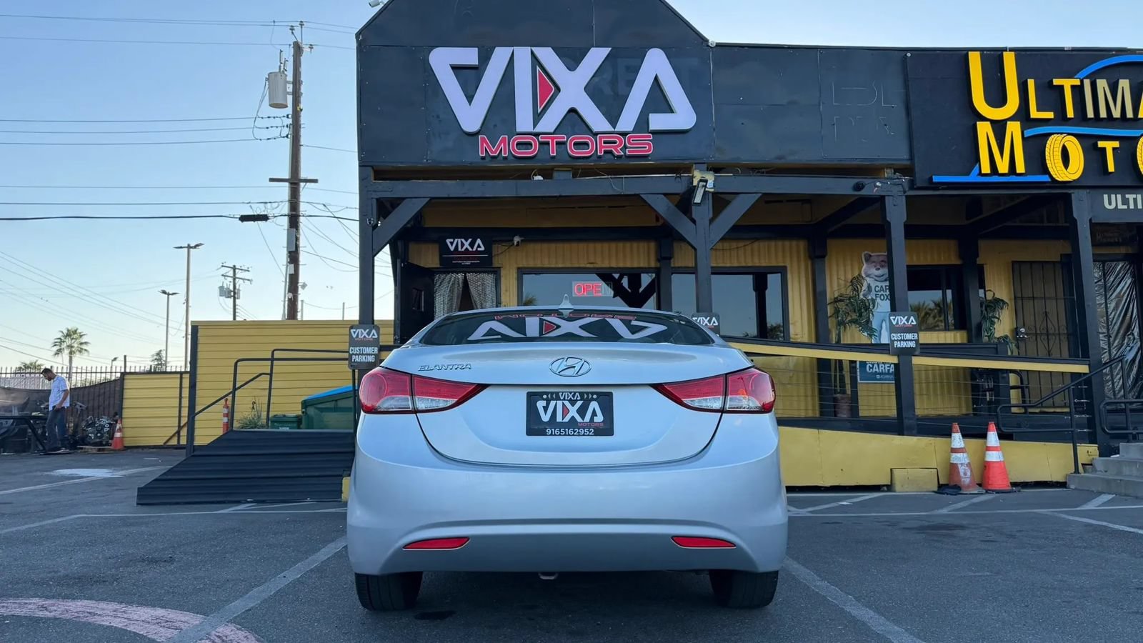 Used 2012 Hyundai Elantra GLS FWD image 6