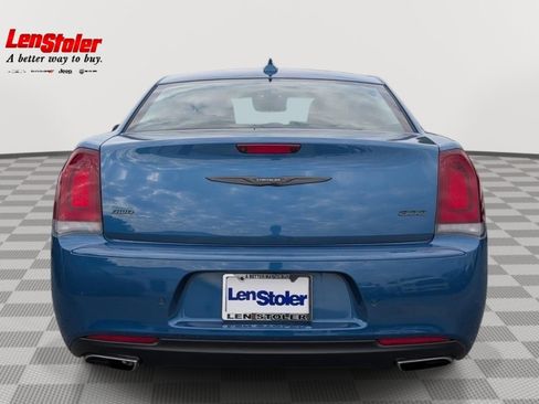 Used 2023 Chrysler 300 Touring L w/ Popular Equipment Group AWD/4WD image 4
