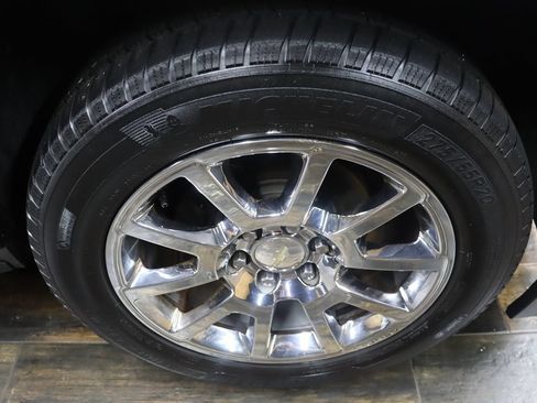 Used 2015 Chevrolet Tahoe LT RWD image 28