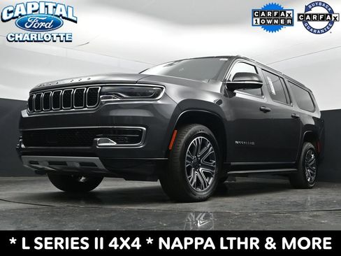 Used 2024 Jeep Wagoneer L Series II w/ Flexible Seating Group AWD/4WD image 21