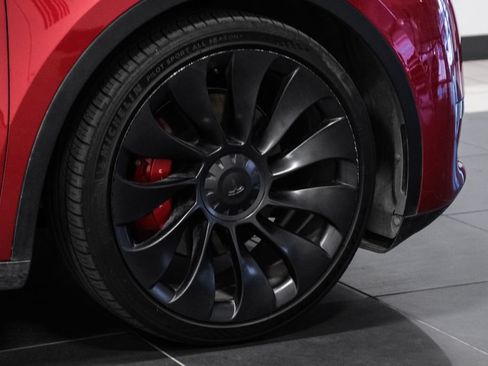 Used 2023 Tesla Model Y Performance AWD/4WD image 48