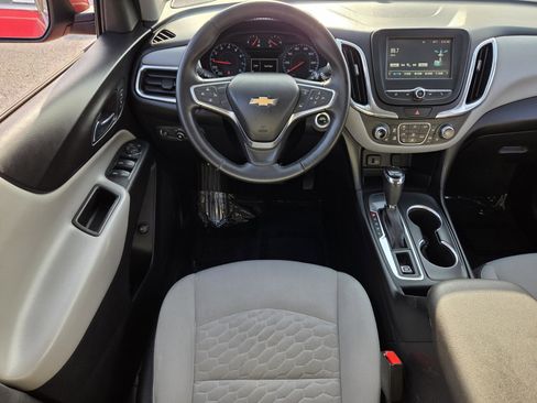 Used 2018 Chevrolet Equinox LT image 12