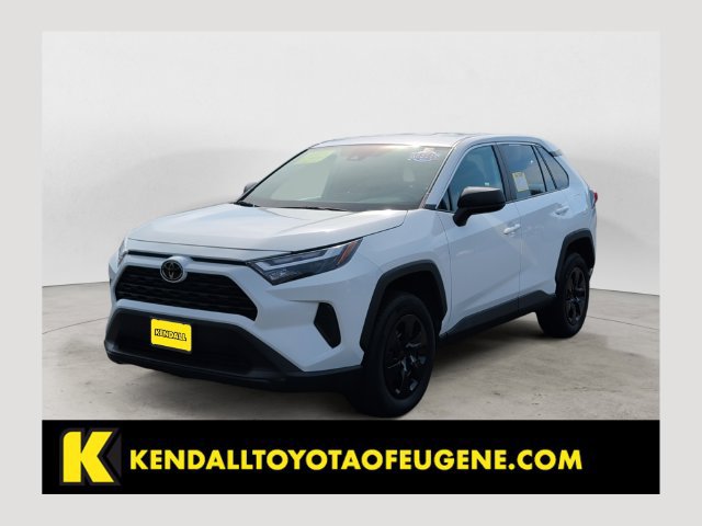 Used 2025 Toyota RAV4 LE AWD/4WD image 1