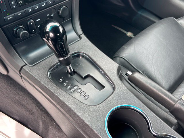 Used 2002 Ford Thunderbird RWD image 13