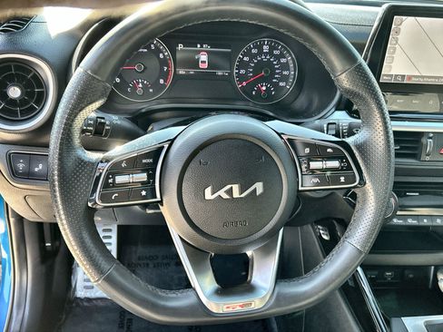 Used 2023 Kia Forte GT-Line w/ GT-Line Technology Package image 11