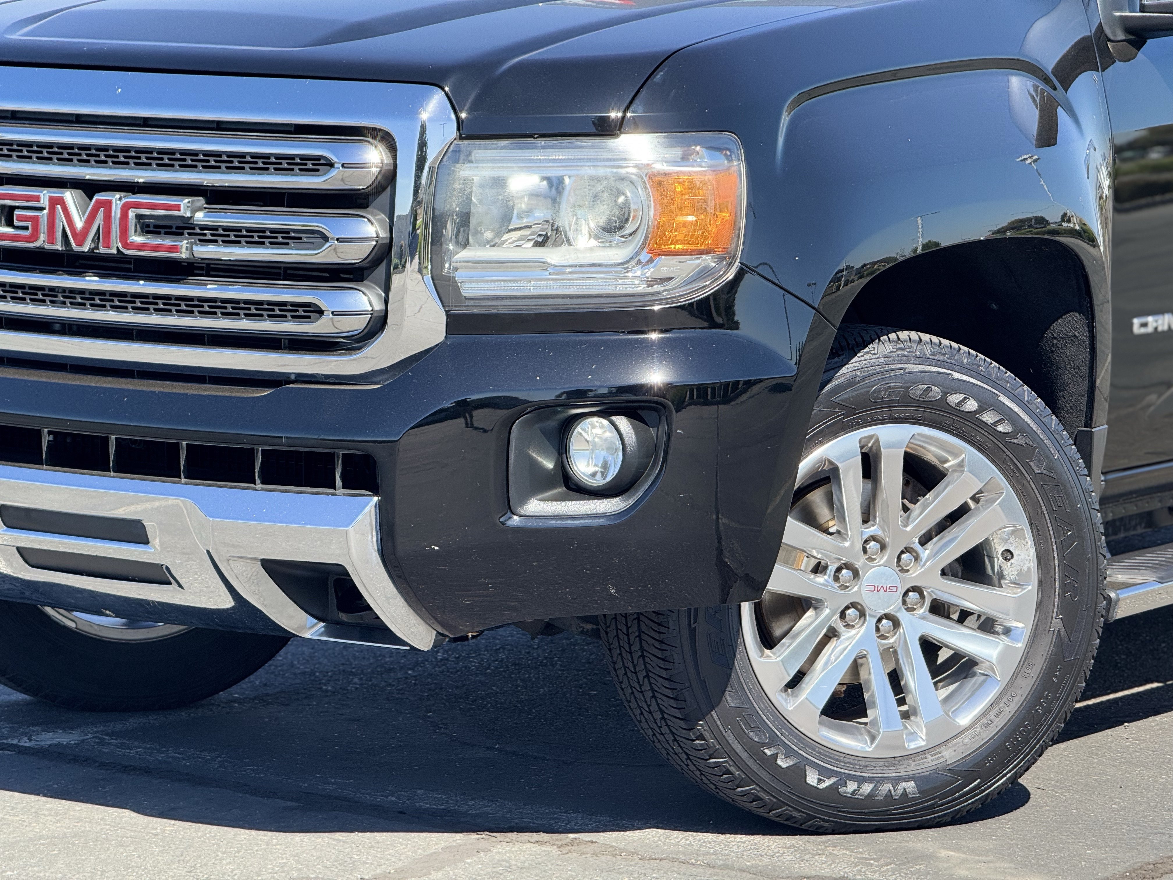 Certified 2015 GMC Canyon SLT AWD/4WD image 3