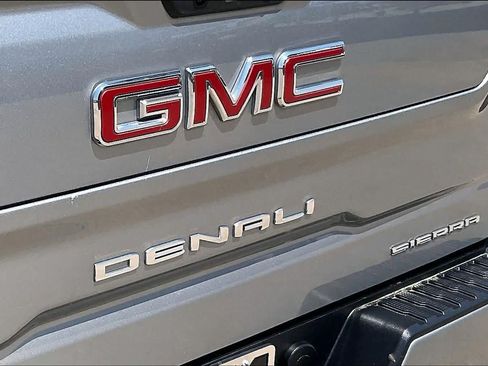 Used 2023 GMC Sierra 1500 Denali w/ Denali Reserve Package AWD/4WD image 30