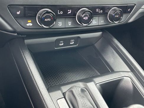Used 2025 Honda Accord SE image 18