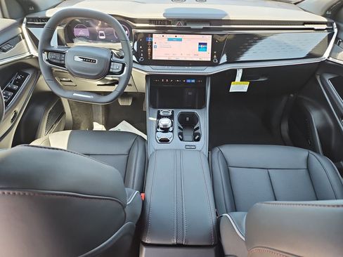 New 2025 Jeep Wagoneer S Limited image 10