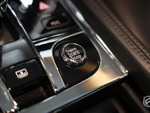 Used 2012 Bentley Mulsanne RWD image 26