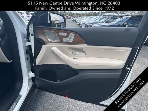 Certified 2025 Mercedes-Benz GLS 450 4MATIC image 42