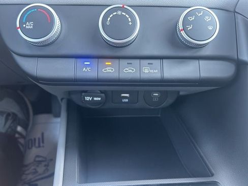 New 2026 Hyundai Elantra SE image 12