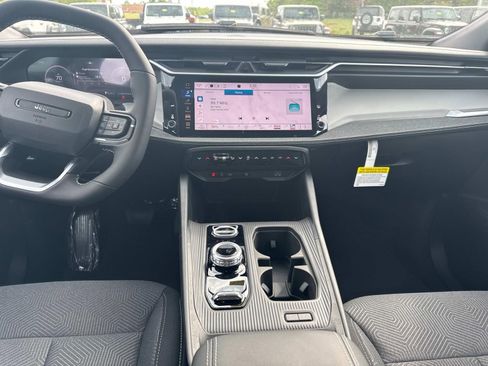 New 2026 Jeep Cherokee Laredo image 19