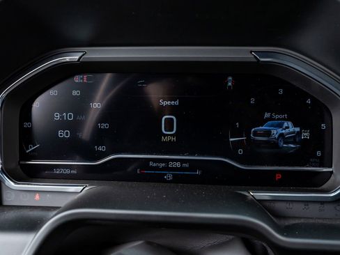 Used 2024 GMC Sierra 1500 AT4 w/ Technology Package image 20