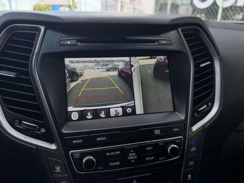 Used 2018 Hyundai Santa Fe FWD image 28