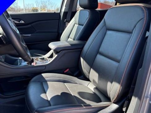 Used 2023 GMC Acadia AT4 w/ Technology Package image 13