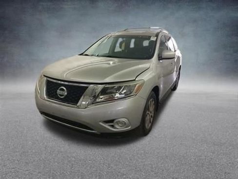 Used 2015 Nissan Pathfinder S image 41