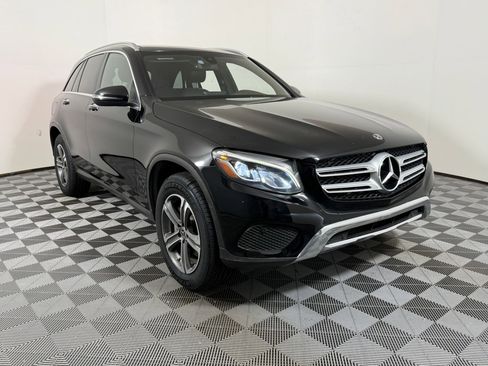 Used 2018 Mercedes-Benz GLC 300 4MATIC image 8
