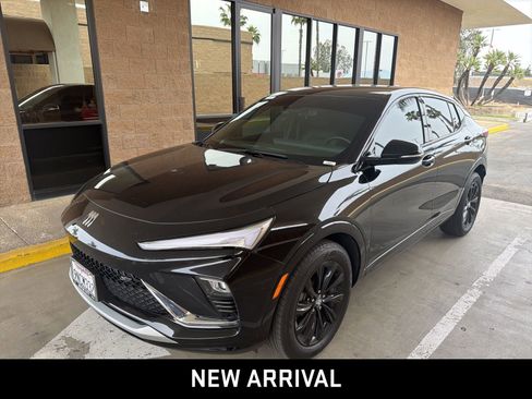 Certified 2024 Buick Envista Sport Touring image 1