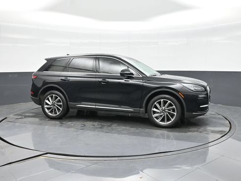 Used 2024 Lincoln Corsair FWD w/ Equipment Group 101A image 9
