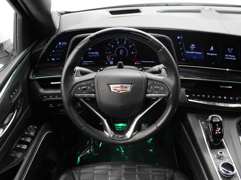 Used 2023 Cadillac Escalade V w/ LPO, ONYX Package image 21