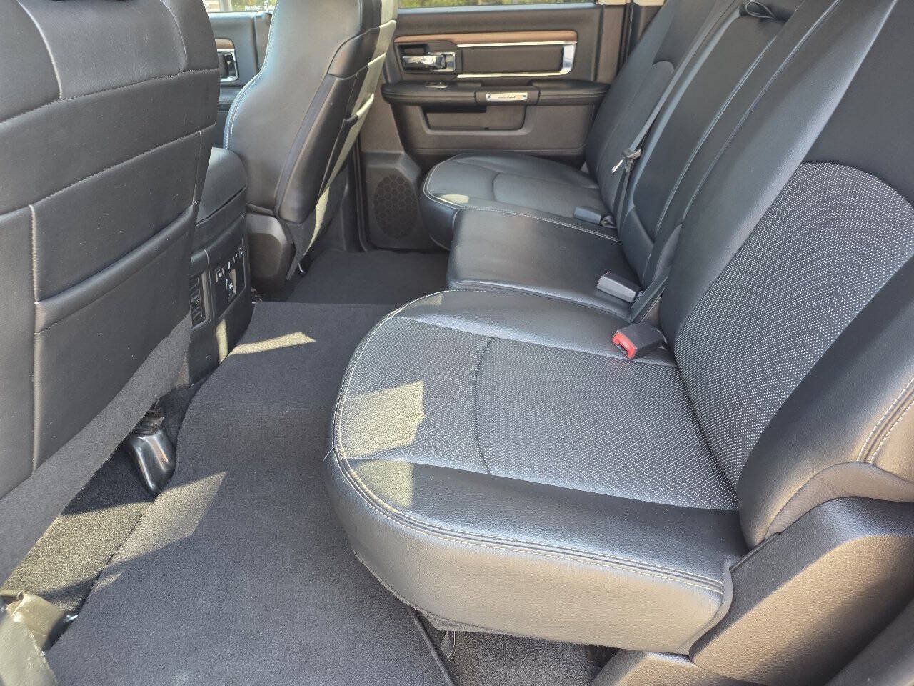 Used 2014 RAM 1500 Laramie w/ Convenience Group RWD image 23