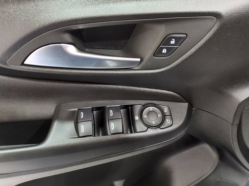 Used 2025 Buick Envista Preferred w/ Convenience I Package FWD image 16