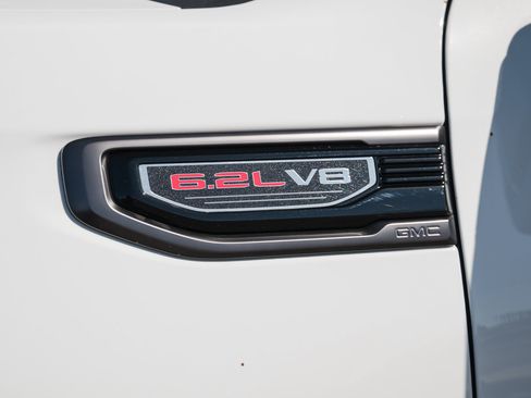 New 2026 GMC Sierra 1500 AT4X image 12