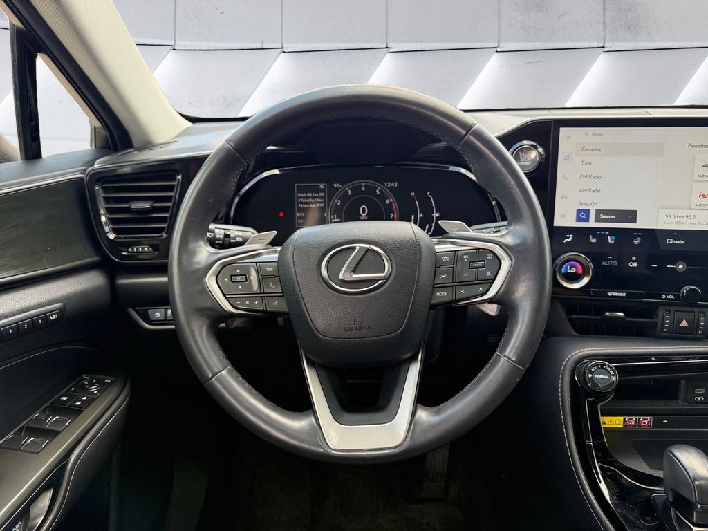 Used 2022 Lexus NX 350 AWD image 9