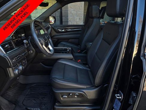 Used 2023 GMC Yukon Denali w/ Denali Reserve Package AWD/4WD image 24