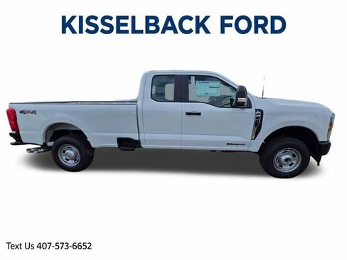 New 2026 Ford F250 XL w/ F-250 >10K GVWR Package image 2