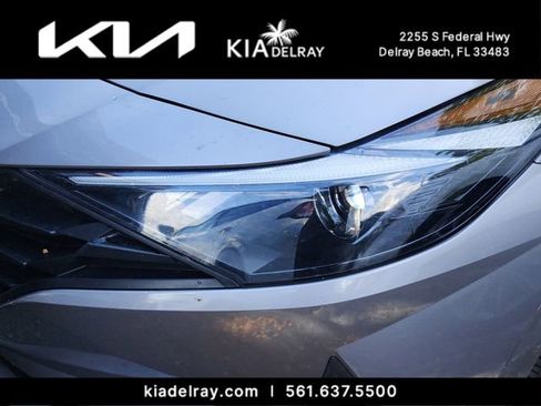 Used 2023 Hyundai Elantra SEL w/ Convenience Package FWD image 12