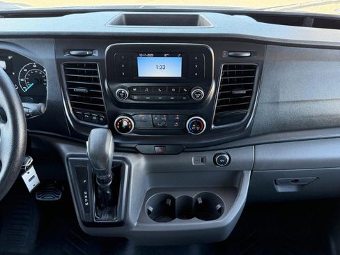 Used 2020 Ford Transit 250 Medium Roof w/ Load Area Protection Package image 33