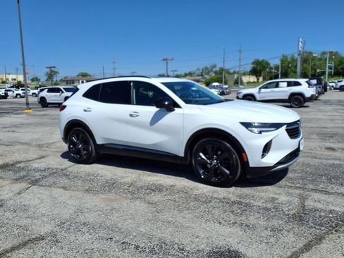 Used 2023 Buick Envision Essence w/ Sport Touring Package AWD/4WD image 11