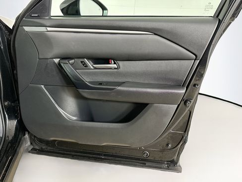 Used 2025 MAZDA CX-50 AWD 2.5 S w/ Premium Package image 32