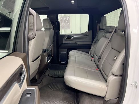 Used 2022 Chevrolet Silverado 1500 LTZ image 23