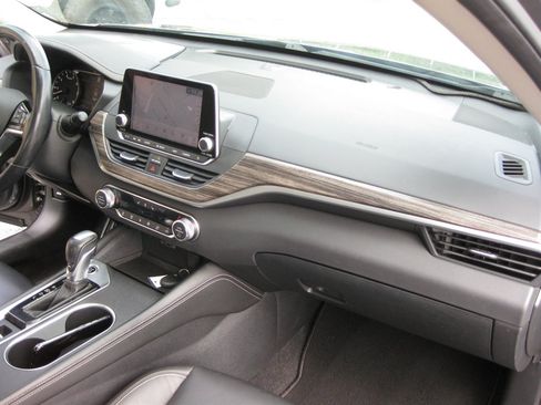 Used 2019 Nissan Altima 2.5 SL AWD/4WD image 35