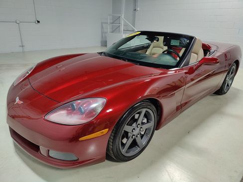 Used 2006 Chevrolet Corvette Convertible image 21