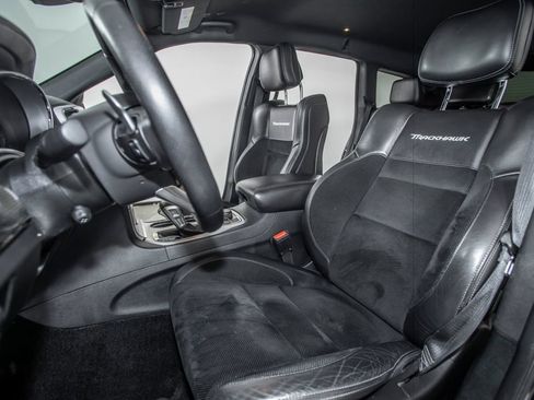 Used 2018 Jeep Grand Cherokee Trackhawk AWD/4WD image 3
