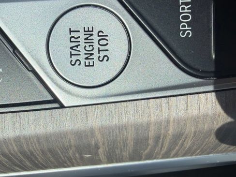 Used 2025 BMW 330i Sedan RWD image 24
