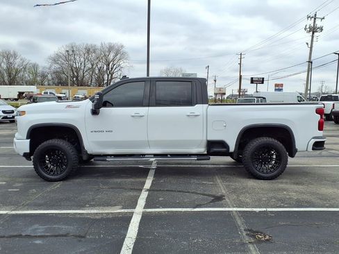Used 2024 Chevrolet Silverado 2500 LT image 4