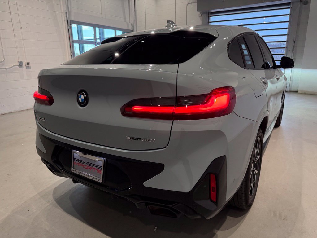 Used 2024 BMW X4 xDrive30i w/ Premium Package AWD/4WD image 10
