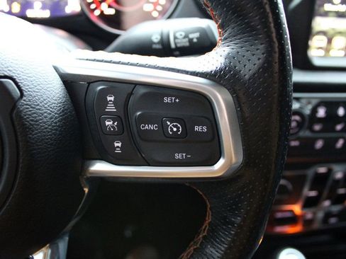 Used 2021 Jeep Gladiator Mojave image 25