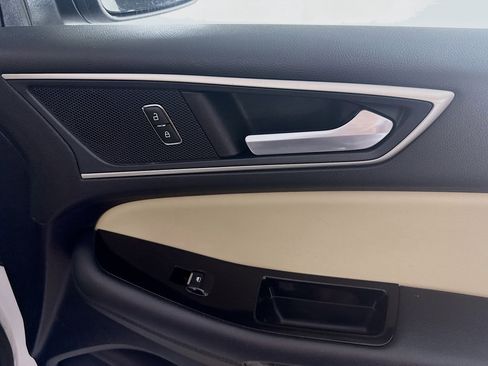 Used 2019 Ford Edge SEL w/ Equipment Group 201A image 31