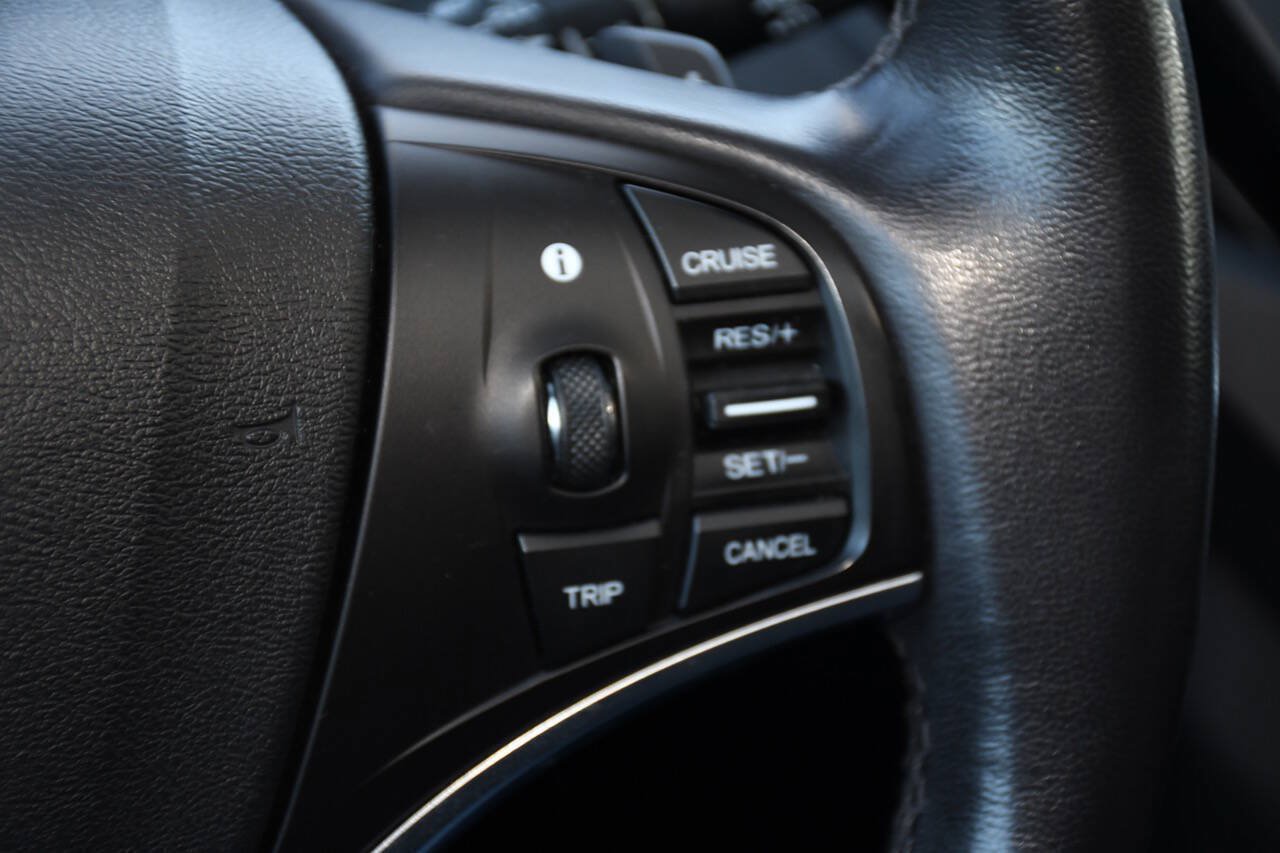 Used 2014 Acura MDX w/ Technology Package AWD/4WD image 36