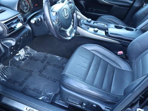Used 2020 Lexus IS 300 F Sport w/ F Sport Package RWD image 14