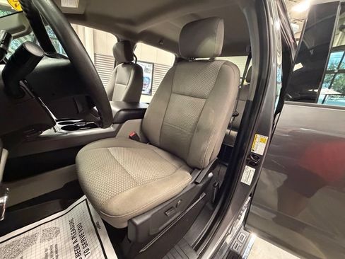 Used 2021 Ford F250 XLT w/ XLT Premium Package AWD/4WD image 7