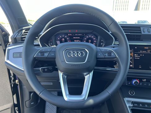 Used 2025 Audi Q3 2.0T Premium AWD/4WD image 15