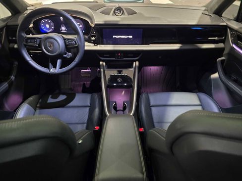 Used 2025 Porsche Macan Turbo Electric image 23