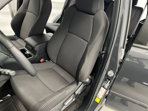 Used 2025 Toyota 4Runner SR5 image 9